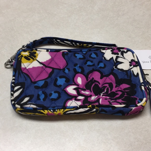 Vera Bradley tech case and ID case - Picture 2 of 8